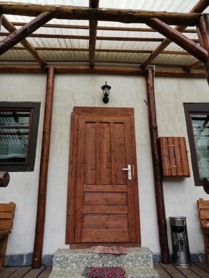 Csillag Kulcsoshaz Villa Gheorgheni  Exterior photo